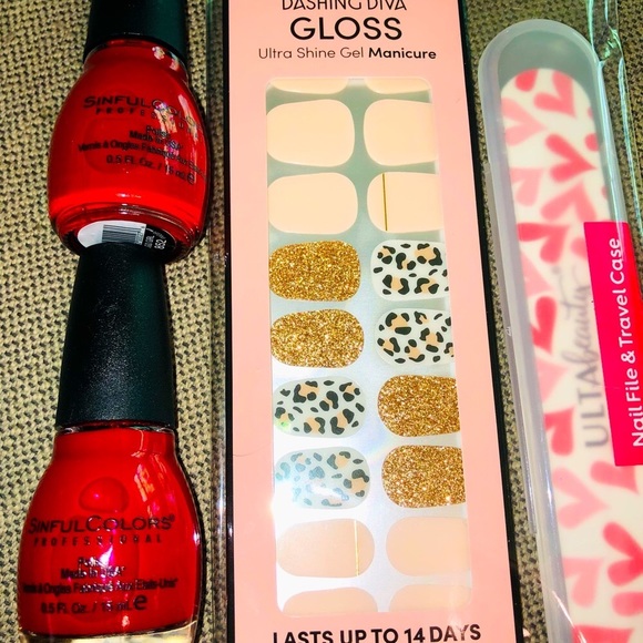 🎁 2/$10 Nail Care Bundle Sinful Colors Nail Polish Dashing Diva Gold Glitter - Picture 4 of 16